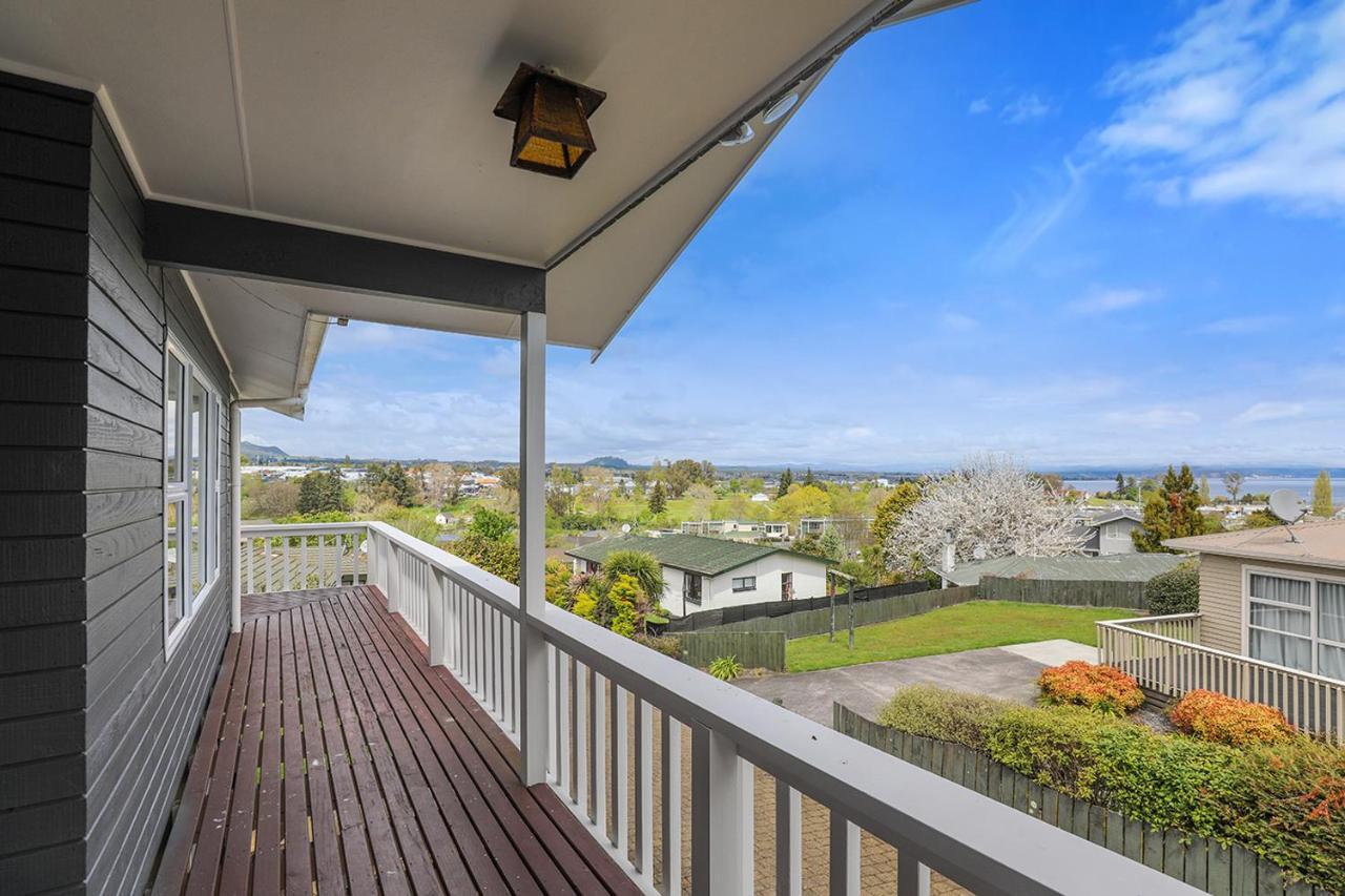 Villa Woodward House Lago Taupo Exterior foto
